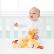The GRO Comforter RIEPULELU pururenkaalla Gerri Giraffe